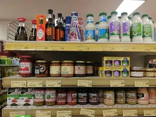 Sauce shelf, Carrefour Market, Lucca
