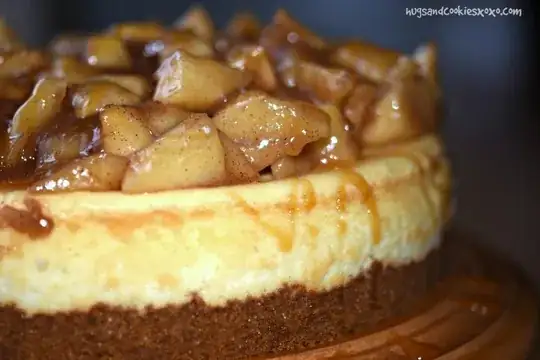 cheesecake with apples on top
