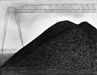 Une pile de charbon. resource=coal