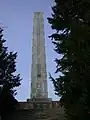 Obelisk na Cmentarzu Wojennym Żołnierzy Radzieckich w Poznaniu.