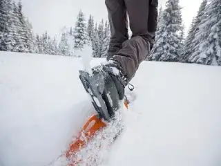 walking in snow shoes