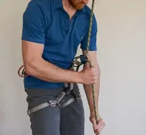 http://expeditionba.com/blog/wp-content/uploads/belay-5-300x276.jpg