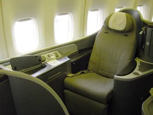 UA 747 GlobalFirst