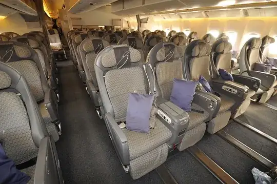 JAL premium economy