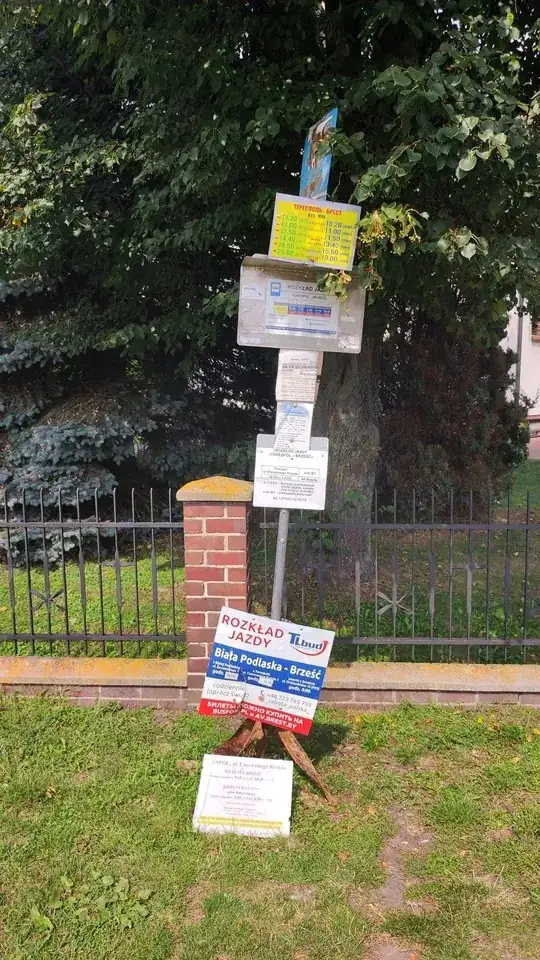 Time tables for departures to Brest at the bus stop in Terespol