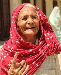 Old woman in Haryana with odhni