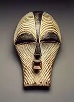 Female kifwebe mask; late 19th or early 20th century; 30.5 x 18.1 x 15.6&nbsp;cm (12 x 71⁄8 x 61⁄8 in.); Brooklyn Museum. The kifwebe masquerade is a genre shared by the Luba and Songye, indicative of the interaction that has occurred between the two societies. Kifwebe masks represent either male or female beings