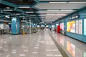 Line 7 concourse