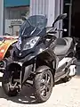 Quadro 350D&nbsp;[de] (2F3T)