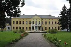 Schloss Semlow&nbsp;[de] in Semlow