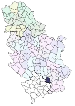 Location of the municipality of Medveđa within Serbia
Medveđa
Gornji Gajtan
Srednji Bučumet
Lece
Rujkovac
Gazdare
Medevce
Tulare
Ravna Banja
Sijarina
SijarinskaBanja
Maćedonce
Tupale
Municipality of Medveđa
Location of Ravna Banja within Medveđa